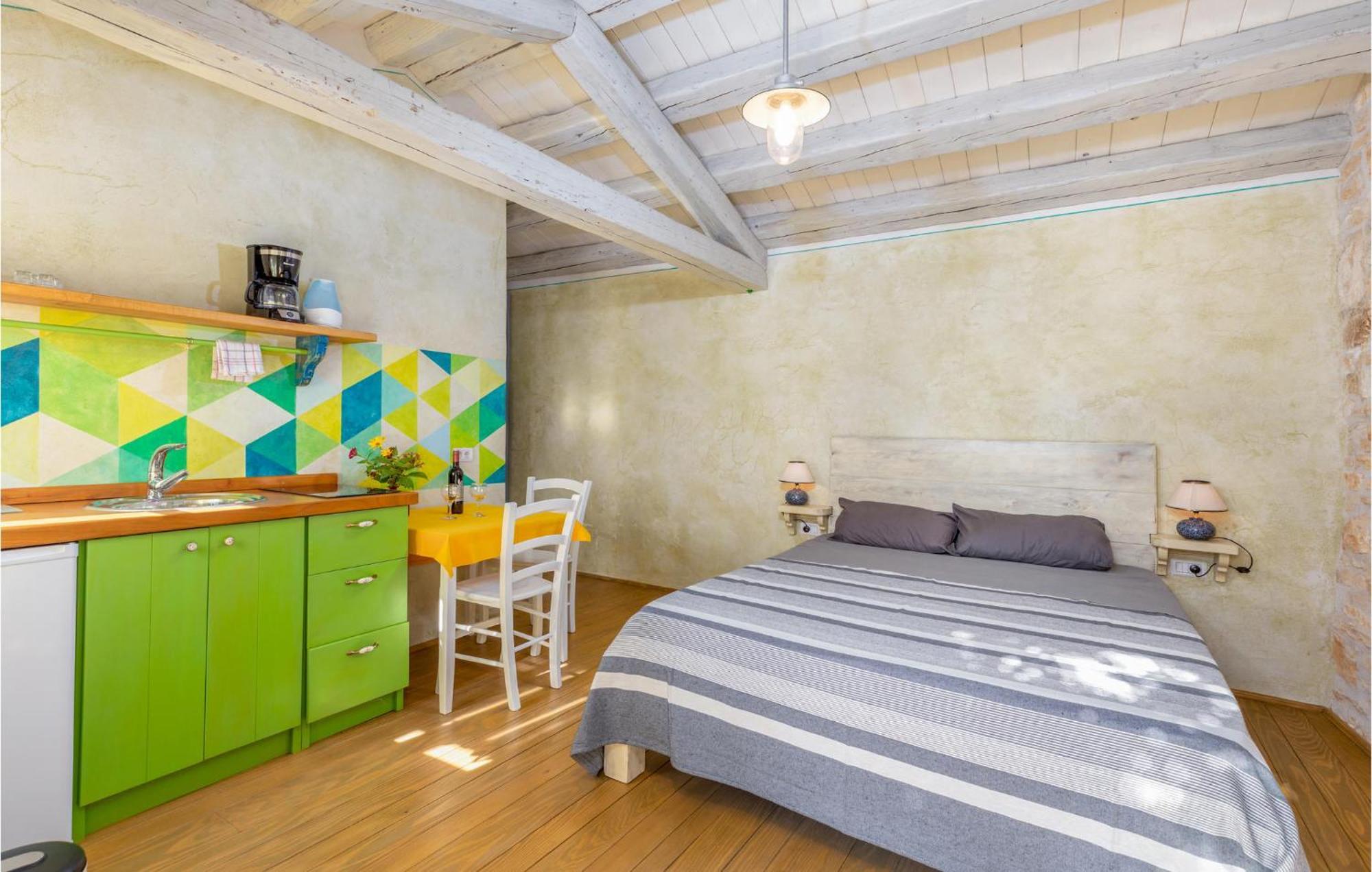 Awesome Apartment In Žminj 외부 사진